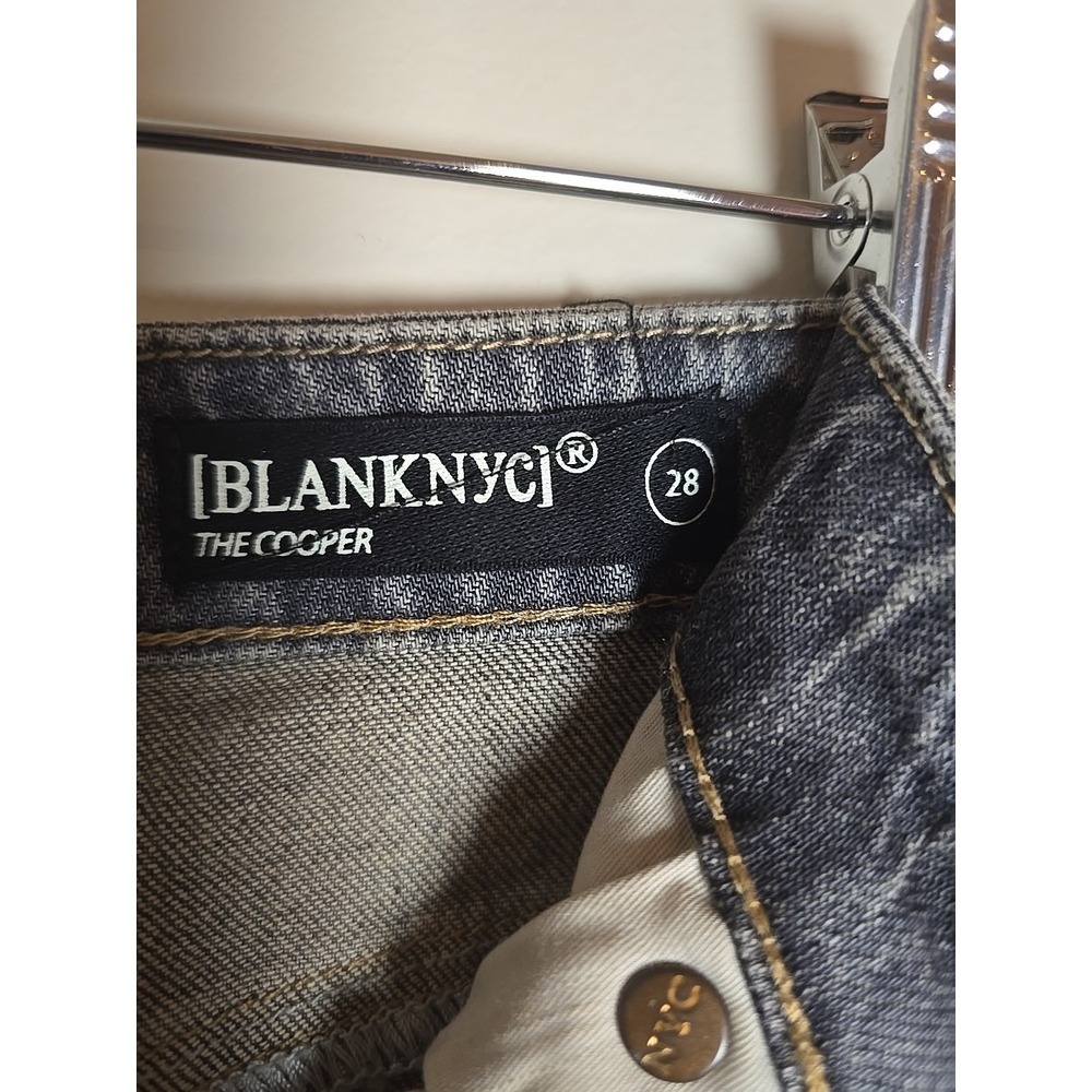 Blank‎ NYC Cooper Long Slim Straight Pant Big Fan Jean Gray White Stripe Size 28 - Picture 4 of 16